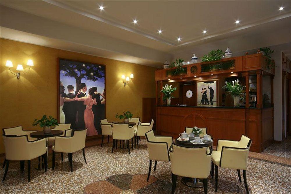 Savoia Hotel Bologne